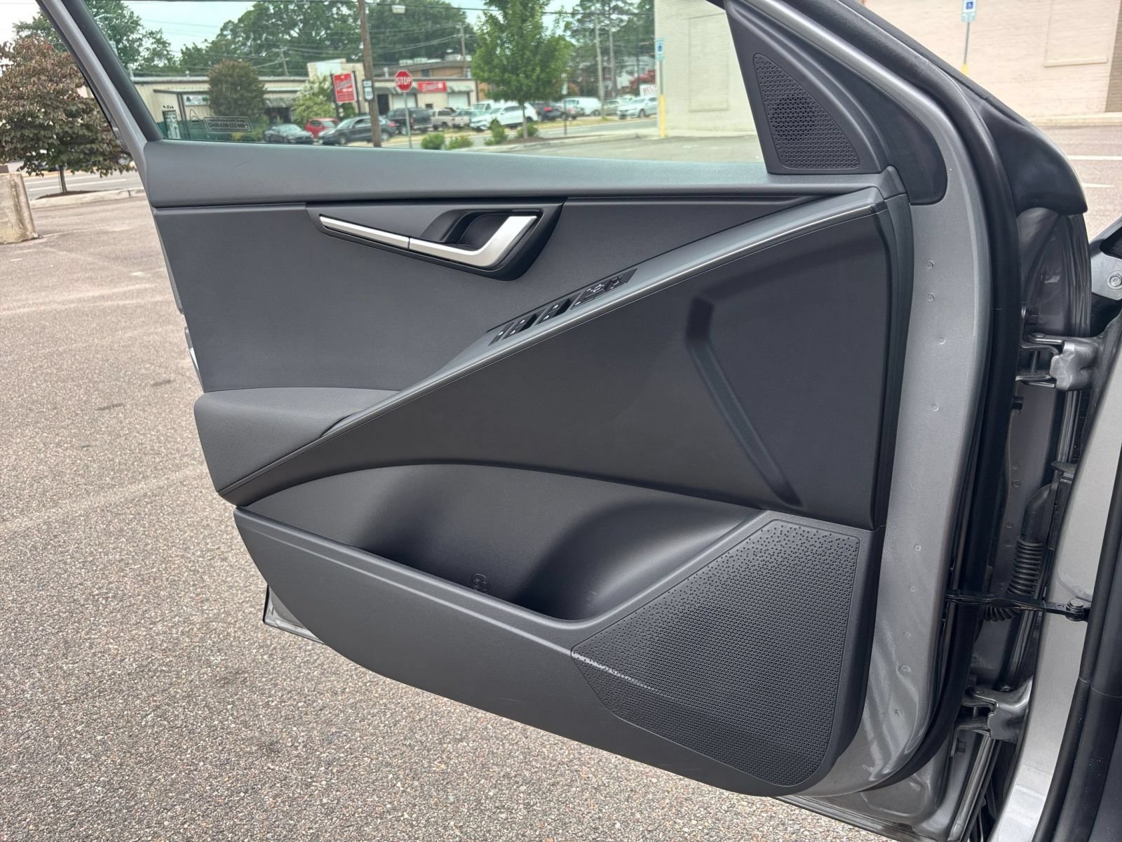 Used 2026 Kia Niro LX FWD image 18