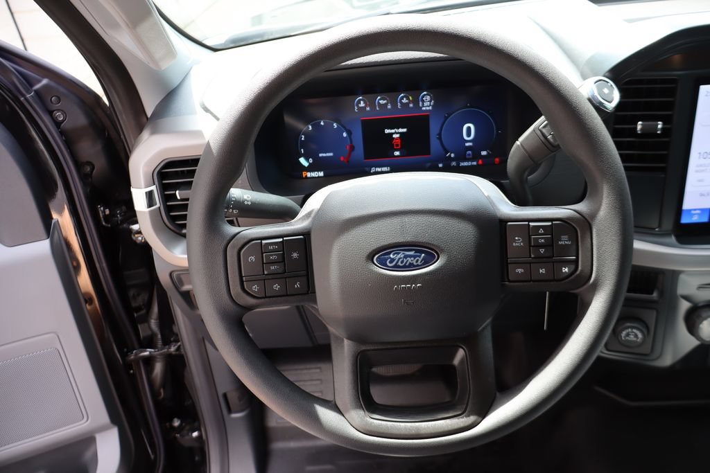 Used 2025 Ford F150 XL RWD image 19