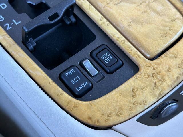 Used 2003 Lexus SC 430 Convertible RWD image 31