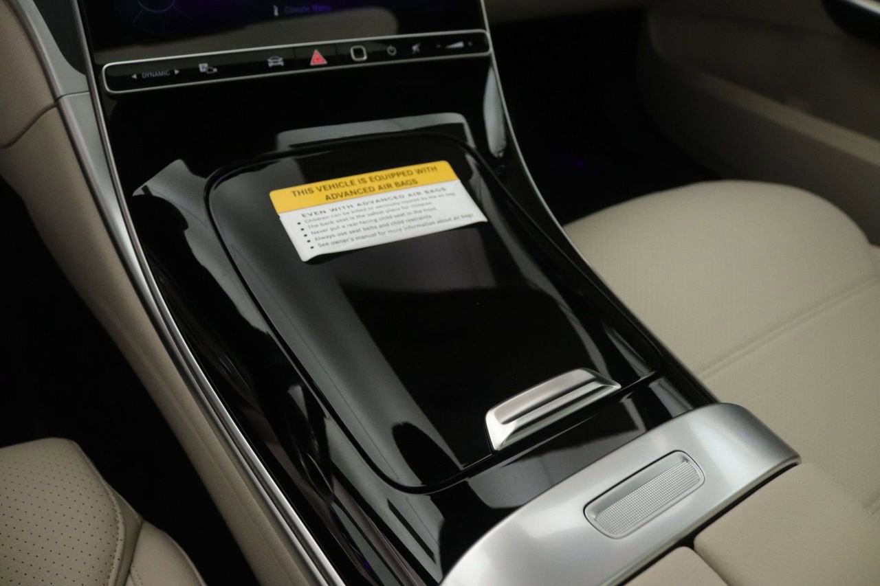 New 2026 Mercedes-Benz C 300 Sedan image 7