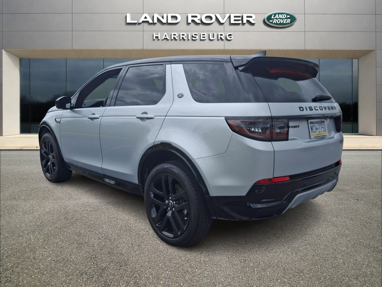 New 2025 Land Rover Discovery Sport Dynamic SE AWD/4WD image 2