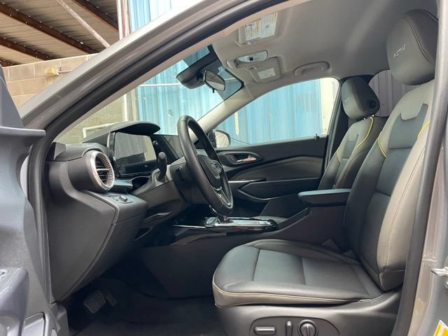 Used 2026 Chevrolet Trax ACTIV w/ Driver Confidence Package FWD image 19