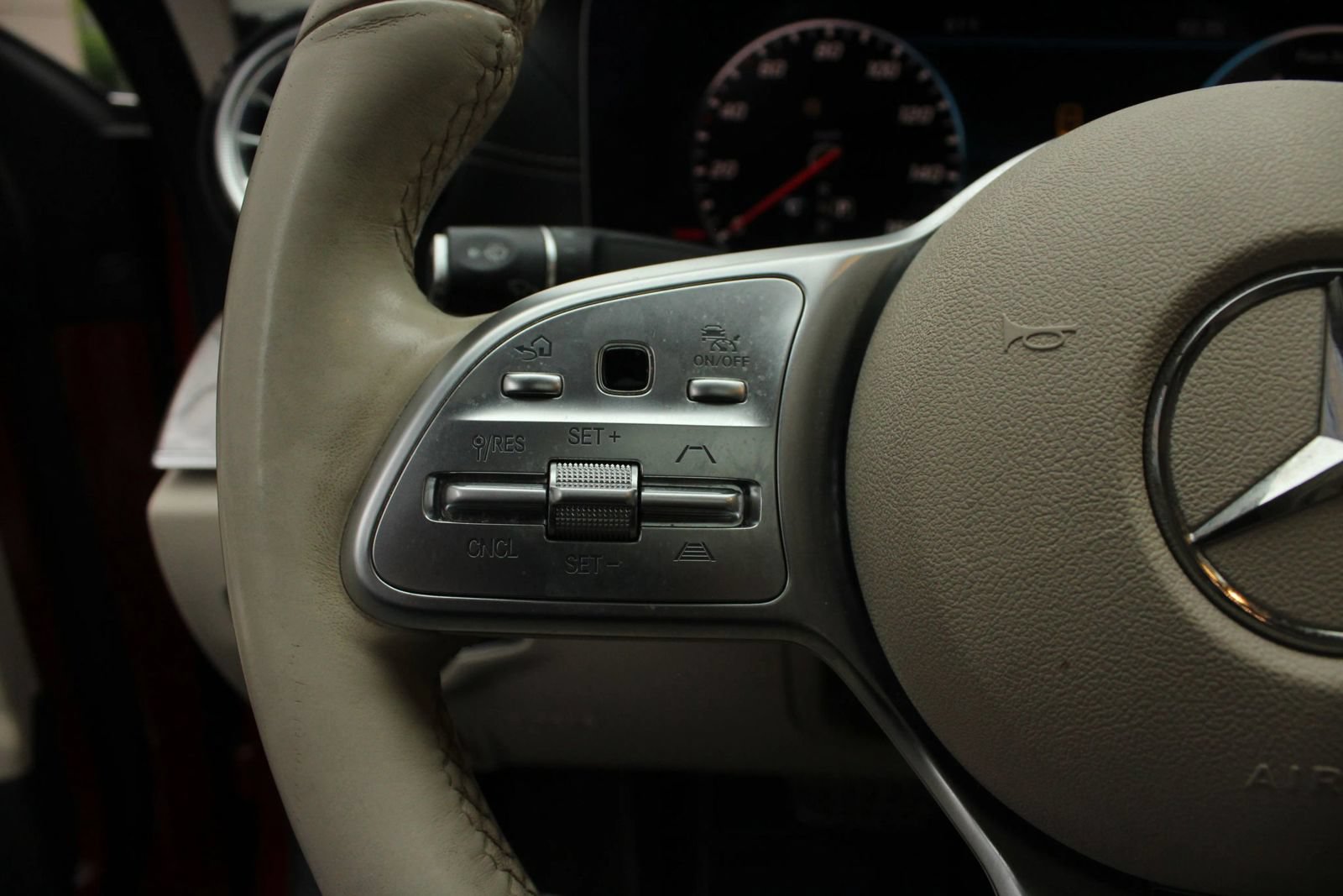 Used 2019 Mercedes-Benz CLS 450 4MATIC w/ Driver Assistance Package image 30