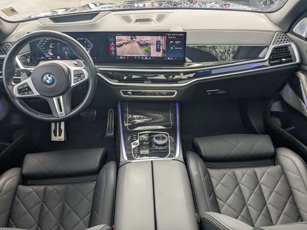 Used 2024 BMW X5 M60i AWD/4WD image 21
