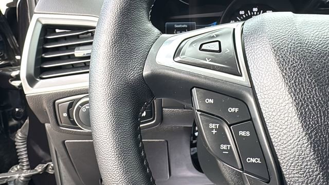 Certified 2024 Ford Edge SEL w/ Convenience Package image 17