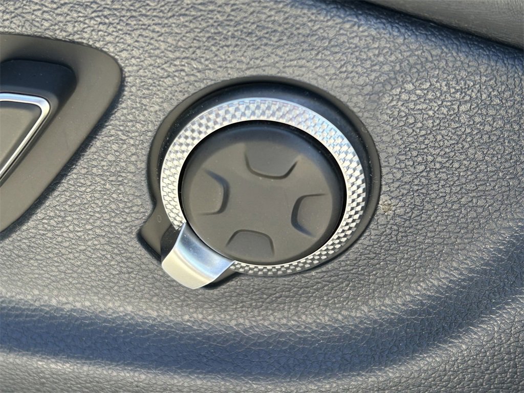 Used 2022 Genesis GV70 3.5T Sport w/ Sport Prestige Package image 31