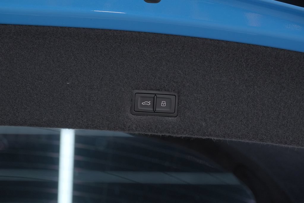 Used 2023 Lamborghini Urus S AWD/4WD image 28