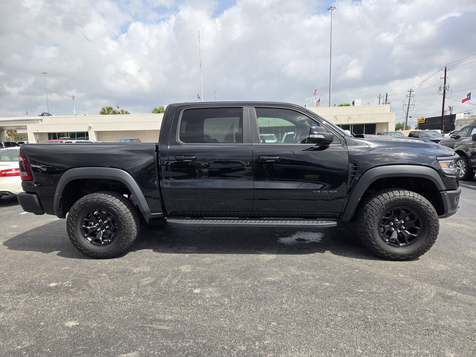 Used 2022 RAM 1500 TRX w/ TRX Level 2 Equipment Group image 4