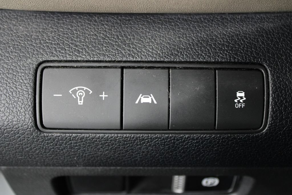 Used 2022 Hyundai Santa Fe SEL w/ Cargo Package FWD image 23