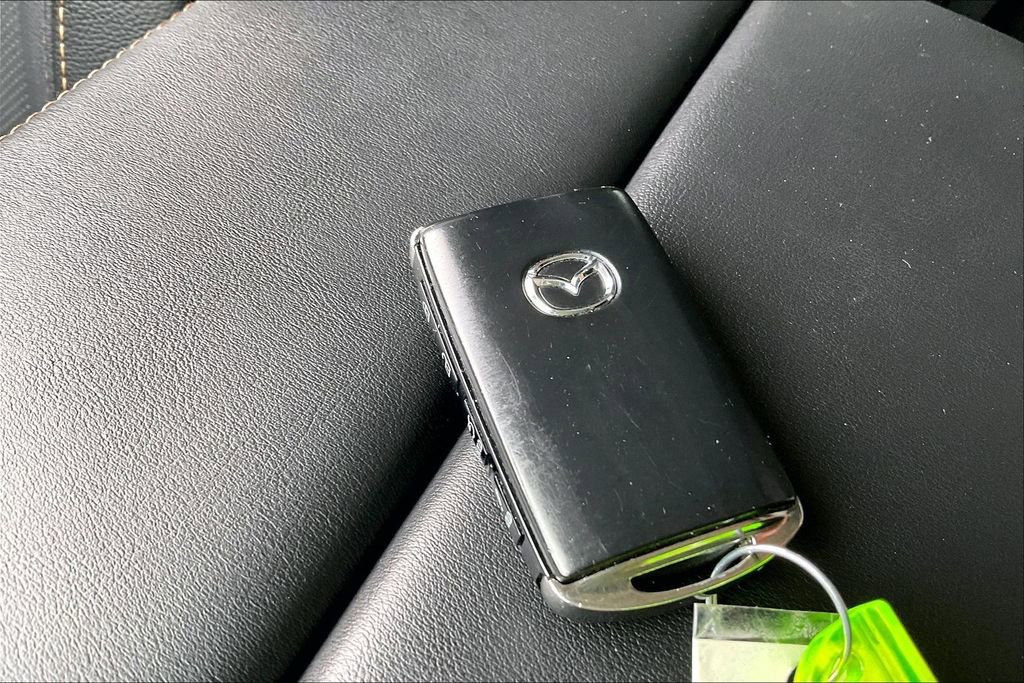 Certified 2024 MAZDA CX-90 Plug-In Hybrid w/ Premium Pkg AWD/4WD image 12