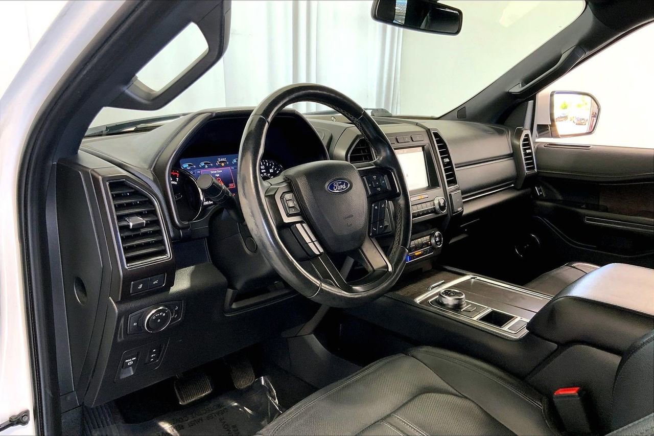 Used 2019 Ford Expedition Max Limited w/ Driver Assistance Package RWD image 14