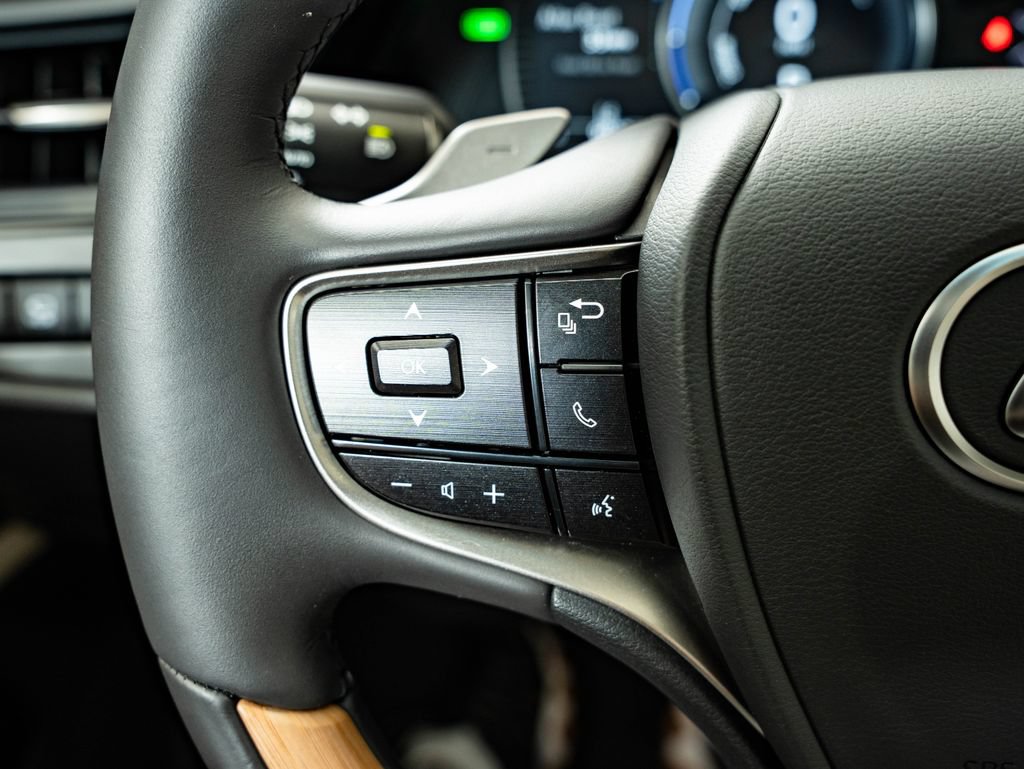 Certified 2024 Lexus ES 300h Ultra Luxury FWD image 27