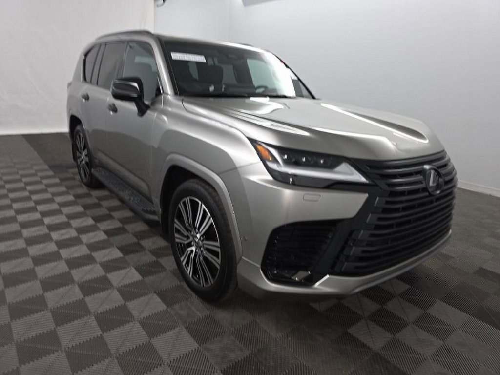 Used 2025 Lexus LX 700h Luxury image 1