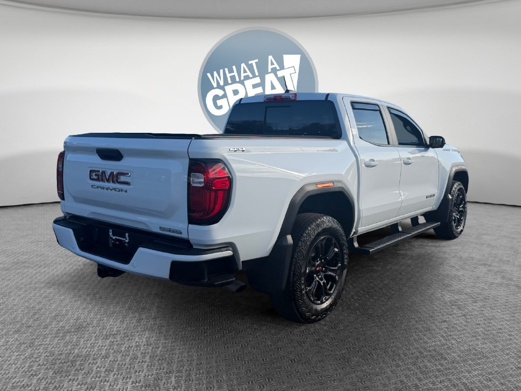Used 2024 GMC Canyon Elevation w/ Convenience Package AWD/4WD image 3