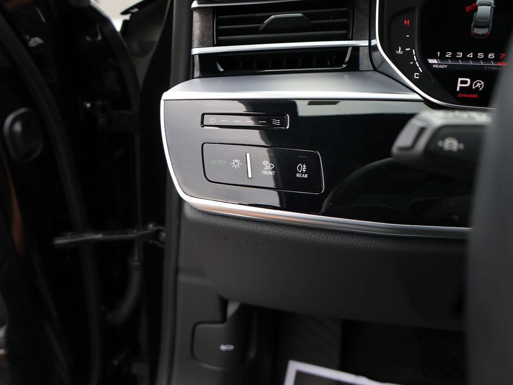 Used 2024 Audi A8 L 3.0T w/ Comfort Plus Package AWD/4WD image 37