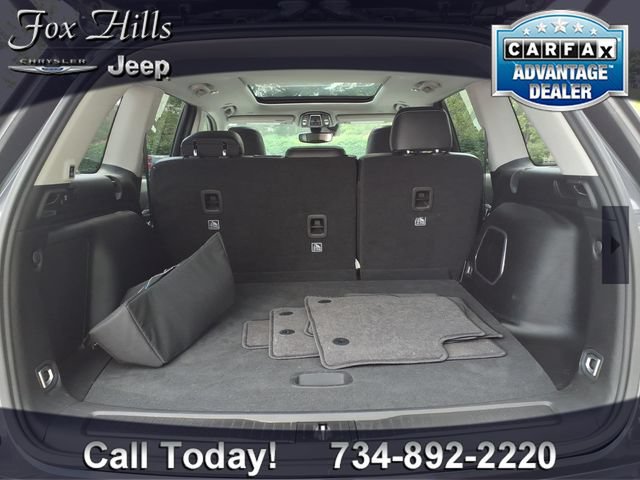 Used 2024 Jeep Grand Cherokee Limited 4xe w/ Trailer Tow Package AWD/4WD image 10