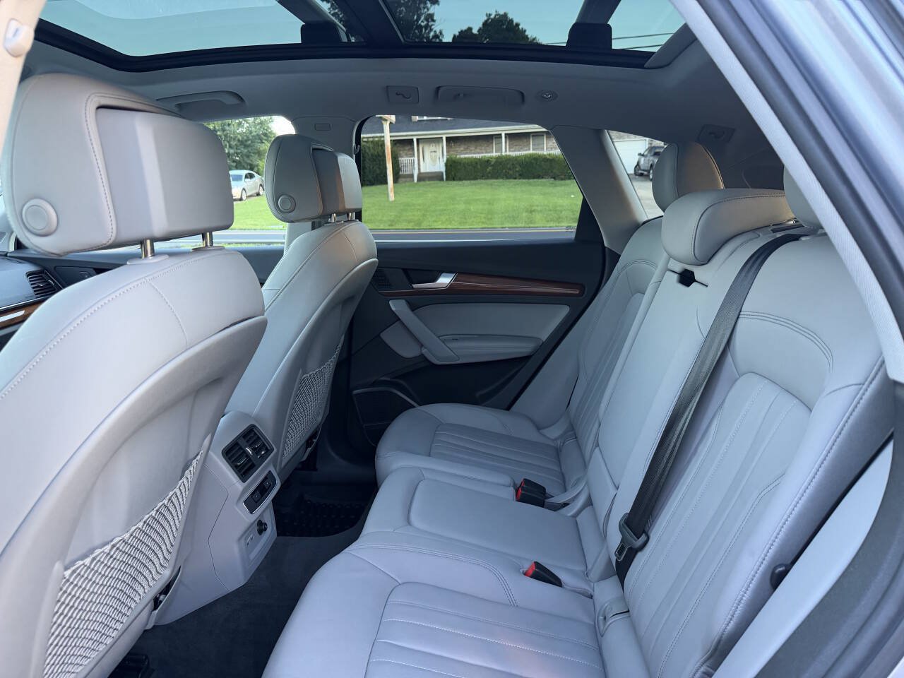 Used 2022 Audi Q5 2.0T Premium Plus AWD/4WD image 21