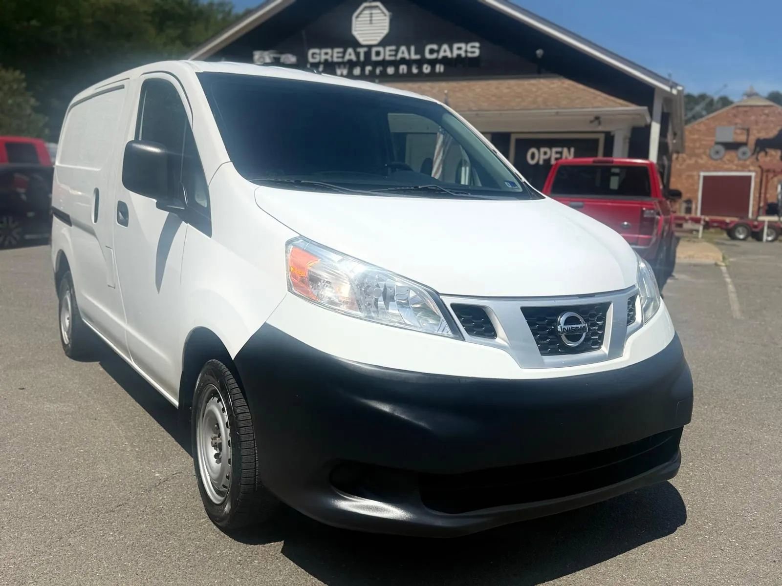 Used 2015 Nissan NV200 SV w/ Technology Package