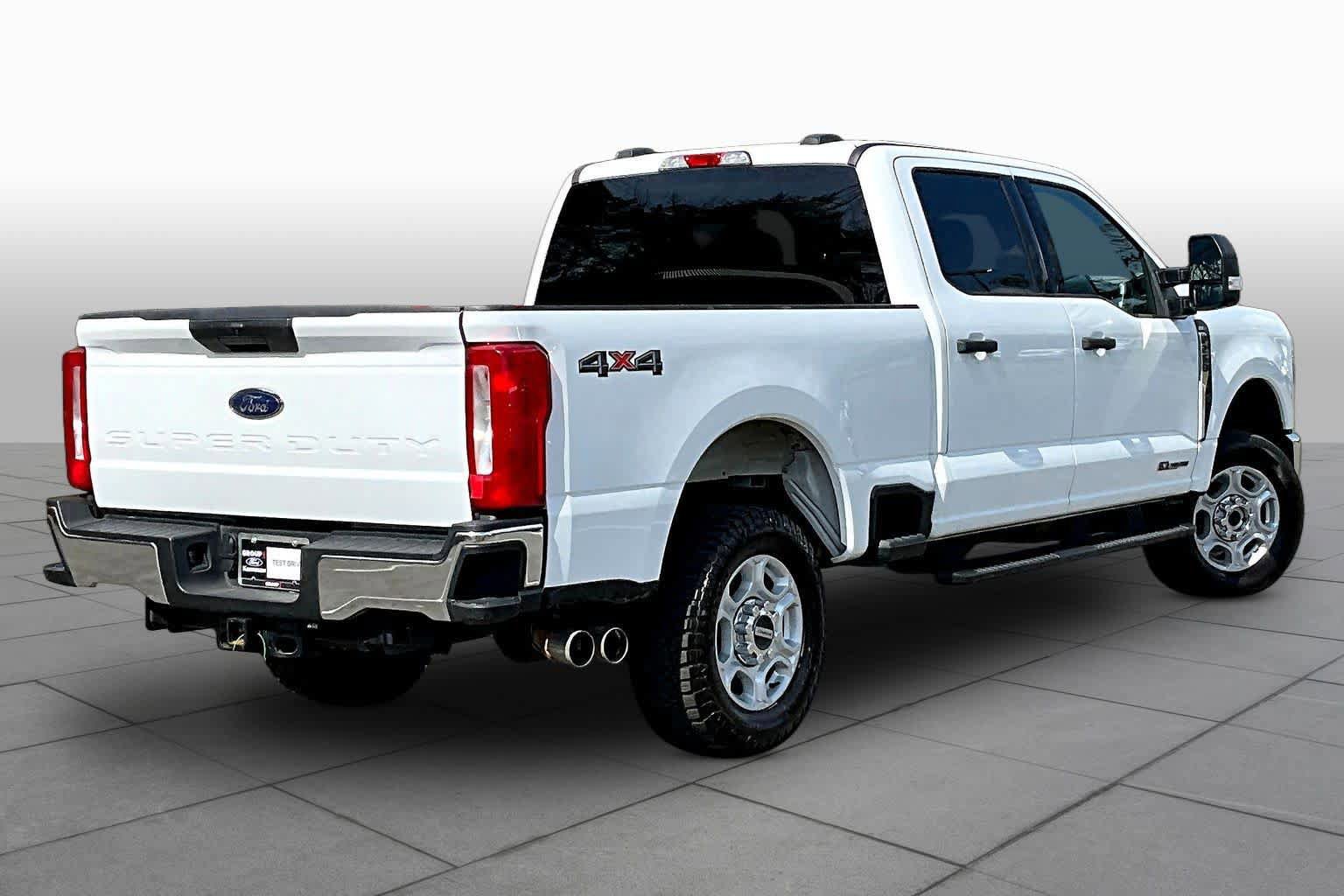 Used 2025 Ford F250 XLT AWD/4WD image 13