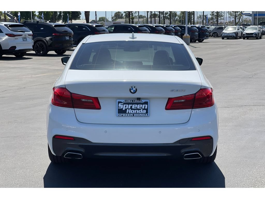 Used 2018 BMW 530i w/ M Sport Package RWD image 4