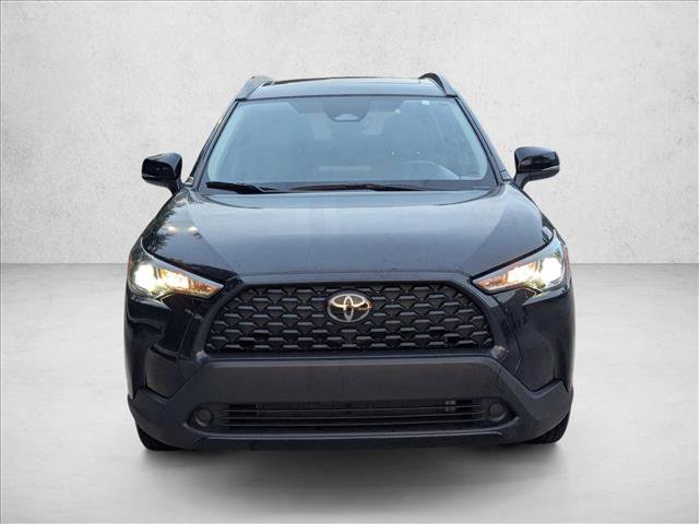 Used 2024 Toyota Corolla Cross LE w/ Moonroof Package FWD image 2