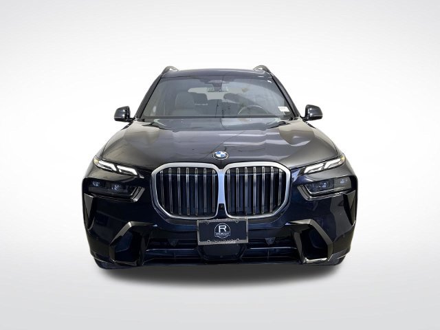 Used 2026 BMW X7 xDrive40i w/ M Sport Package AWD/4WD image 26