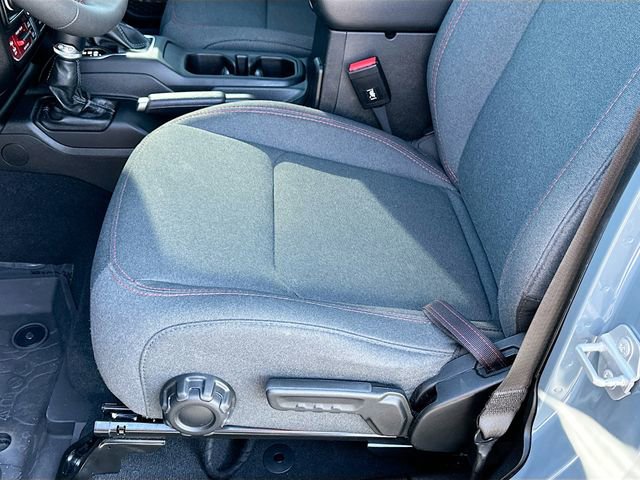 Used 2024 Jeep Wrangler Unlimited Rubicon w/ XTREMEE 35" Tire Package image 18