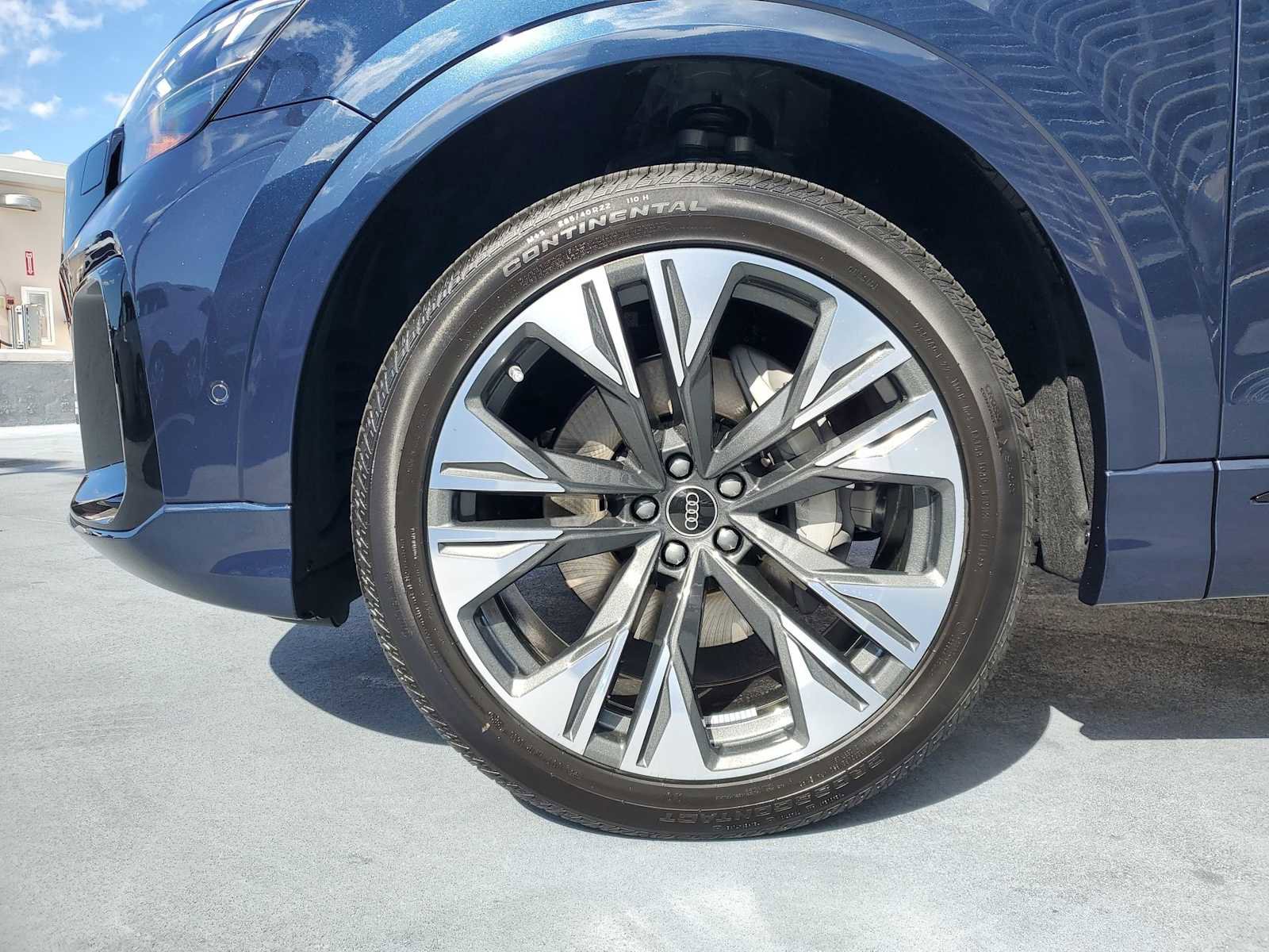 Certified 2025 Audi Q8 Premium Plus image 10