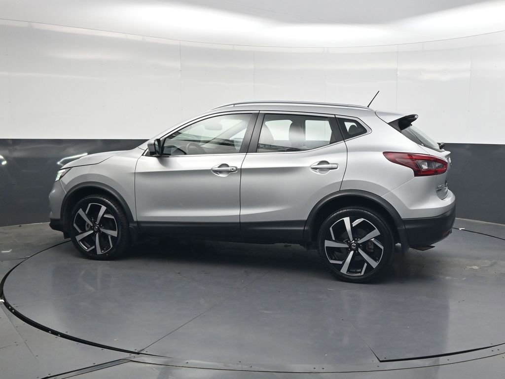 Used 2022 Nissan Rogue Sport SL w/ Premium Package FWD image 7