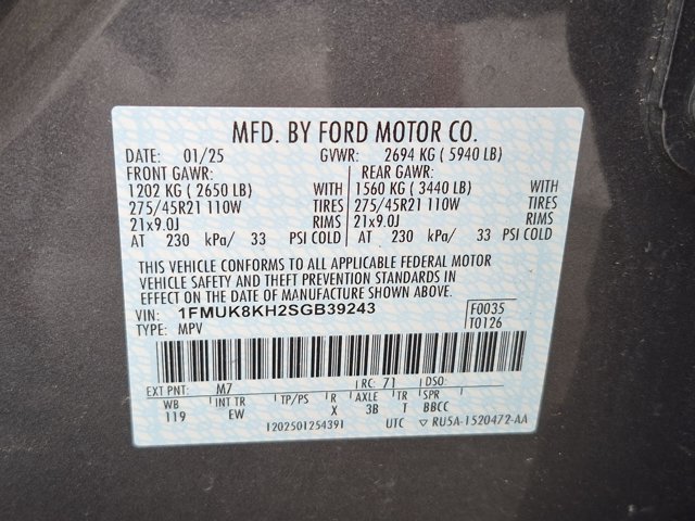 Used 2025 Ford Explorer ST-Line w/ ST-Line Street Pack AWD/4WD image 15