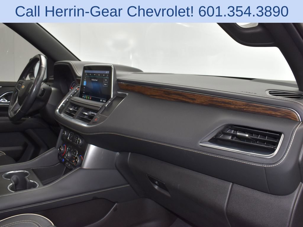 Used 2021 Chevrolet Tahoe Premier w/ Premium Package RWD image 24