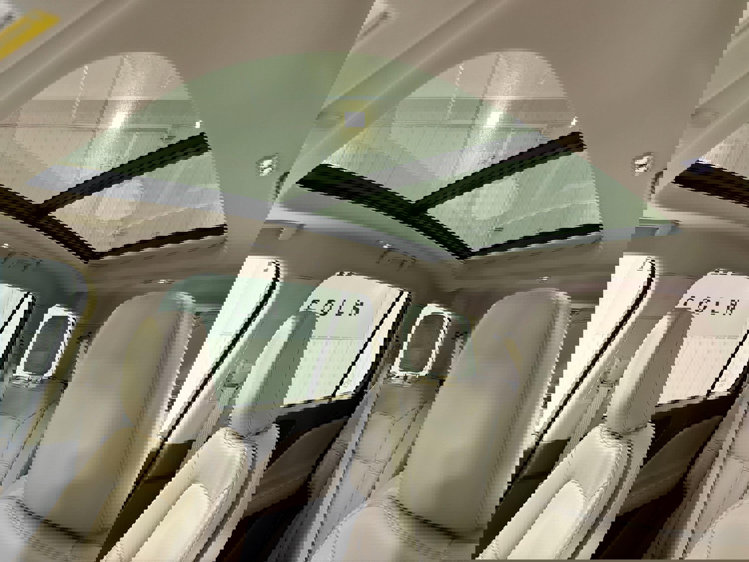 Used 2023 Lincoln Aviator AWD w/ Premium Package image 24