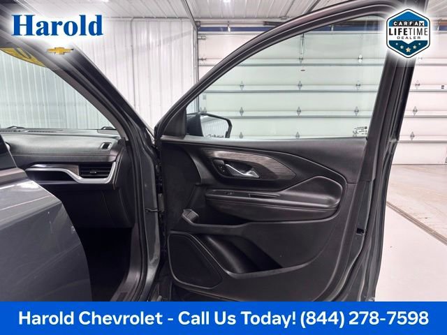 Used 2020 GMC Terrain SLT image 10