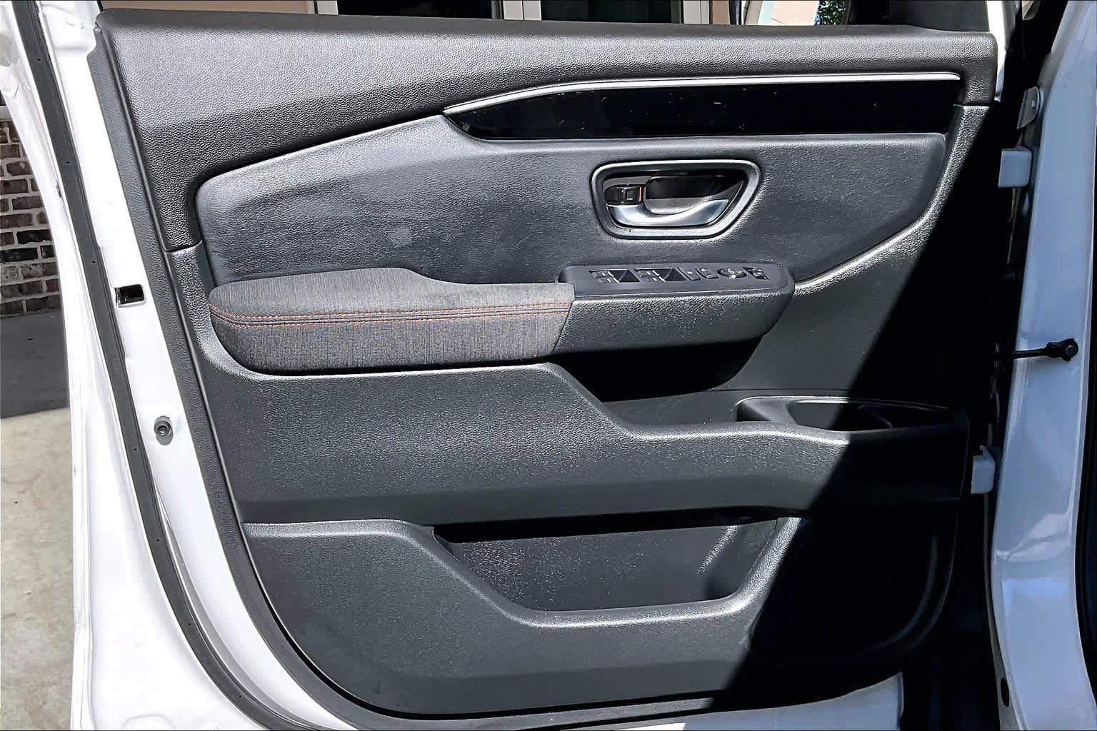 Certified 2025 Honda Pilot Sport image 21