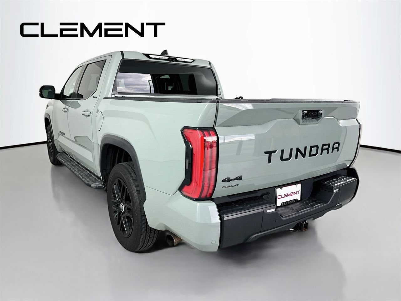 Used 2024 Toyota Tundra Limited AWD/4WD image 10