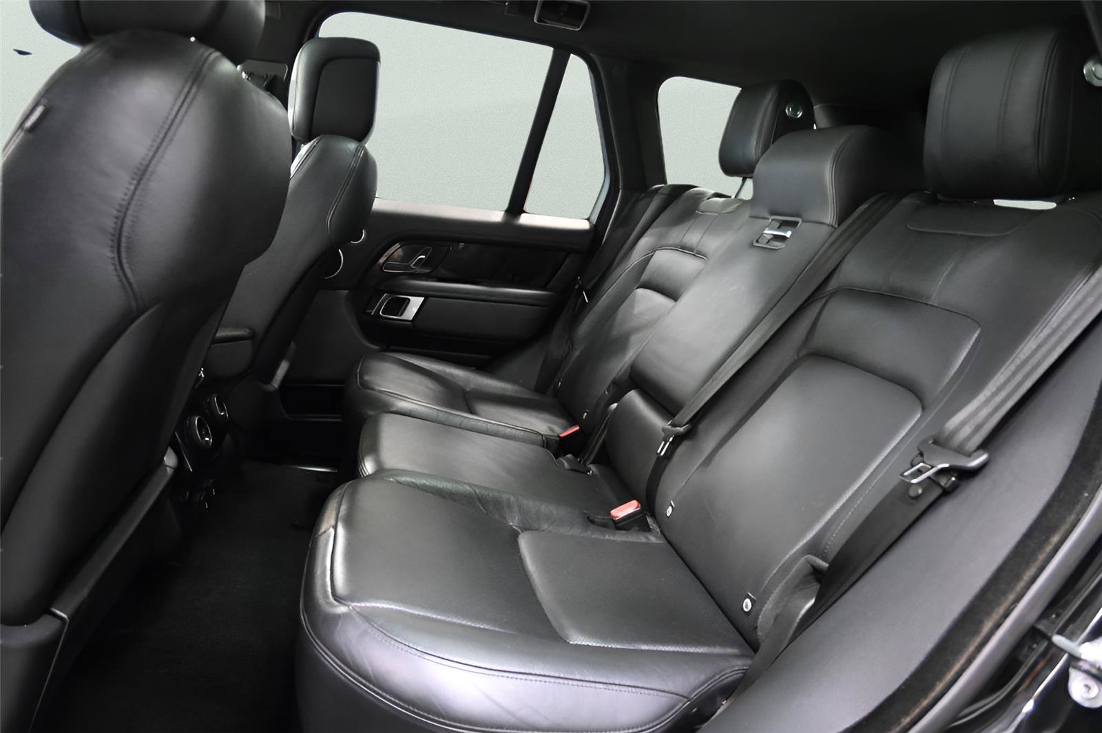 Used 2019 Land Rover Range Rover HSE AWD/4WD image 13
