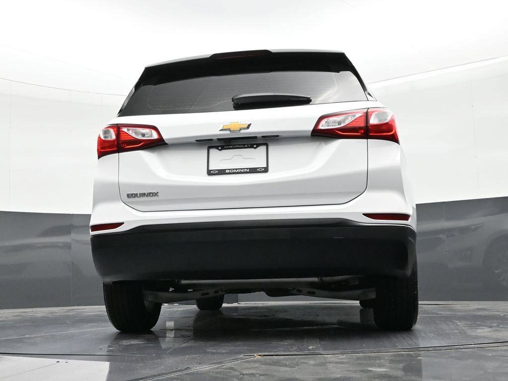 Used 2021 Chevrolet Equinox LS image 23