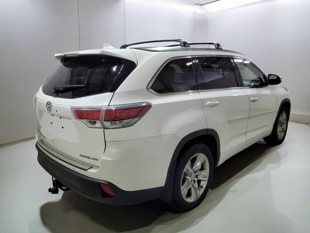 Used 2015 Toyota Highlander Limited image 25