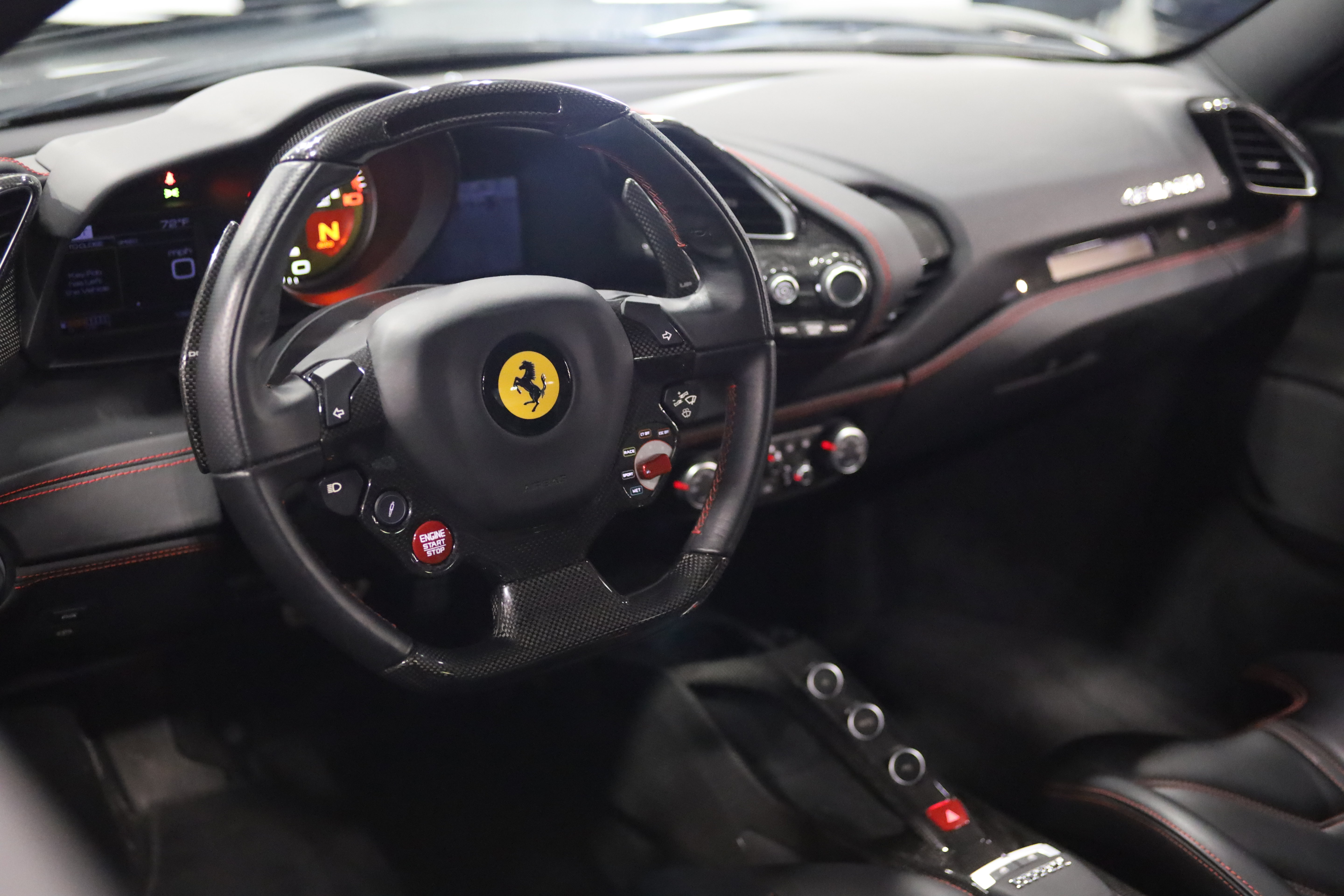 Used 2016 Ferrari 488 GTB RWD image 33