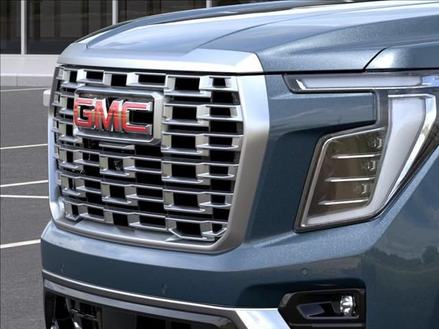 New 2026 GMC Yukon Denali w/ Sun & Power Step Package AWD/4WD image 13