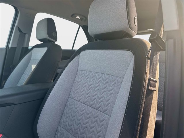 Used 2023 Chevrolet Equinox LS image 17