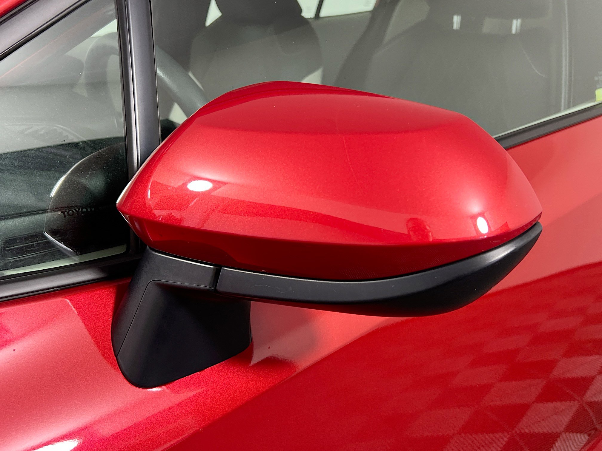 Used 2021 Toyota Corolla LE image 12