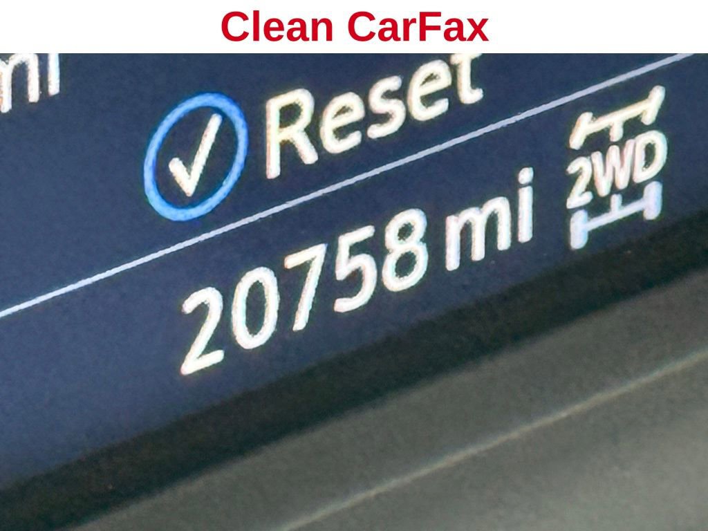 Used 2024 Cadillac XT6 Premium Luxury w/ LPO, Floor Liner Package image 3