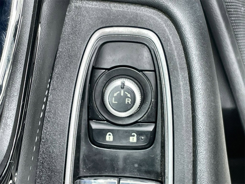 Used 2021 Subaru Outback Limited image 15