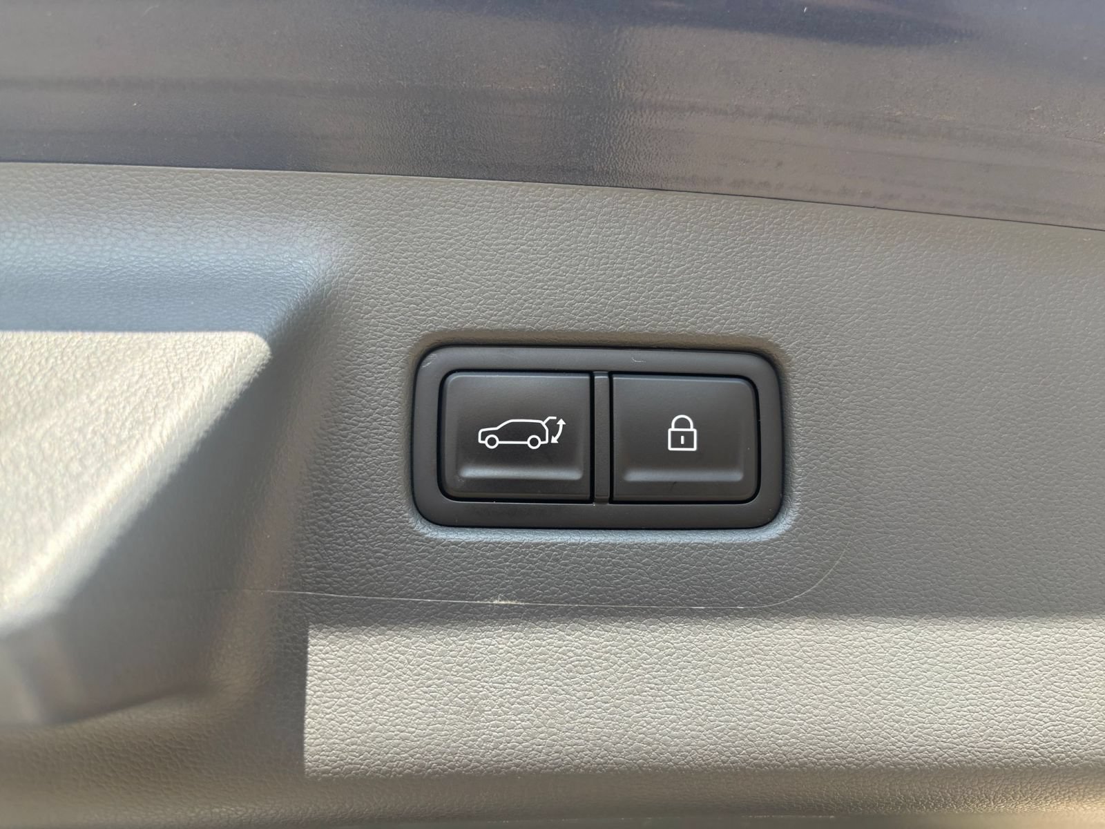 Used 2025 Hyundai Santa Fe SEL AWD/4WD image 19