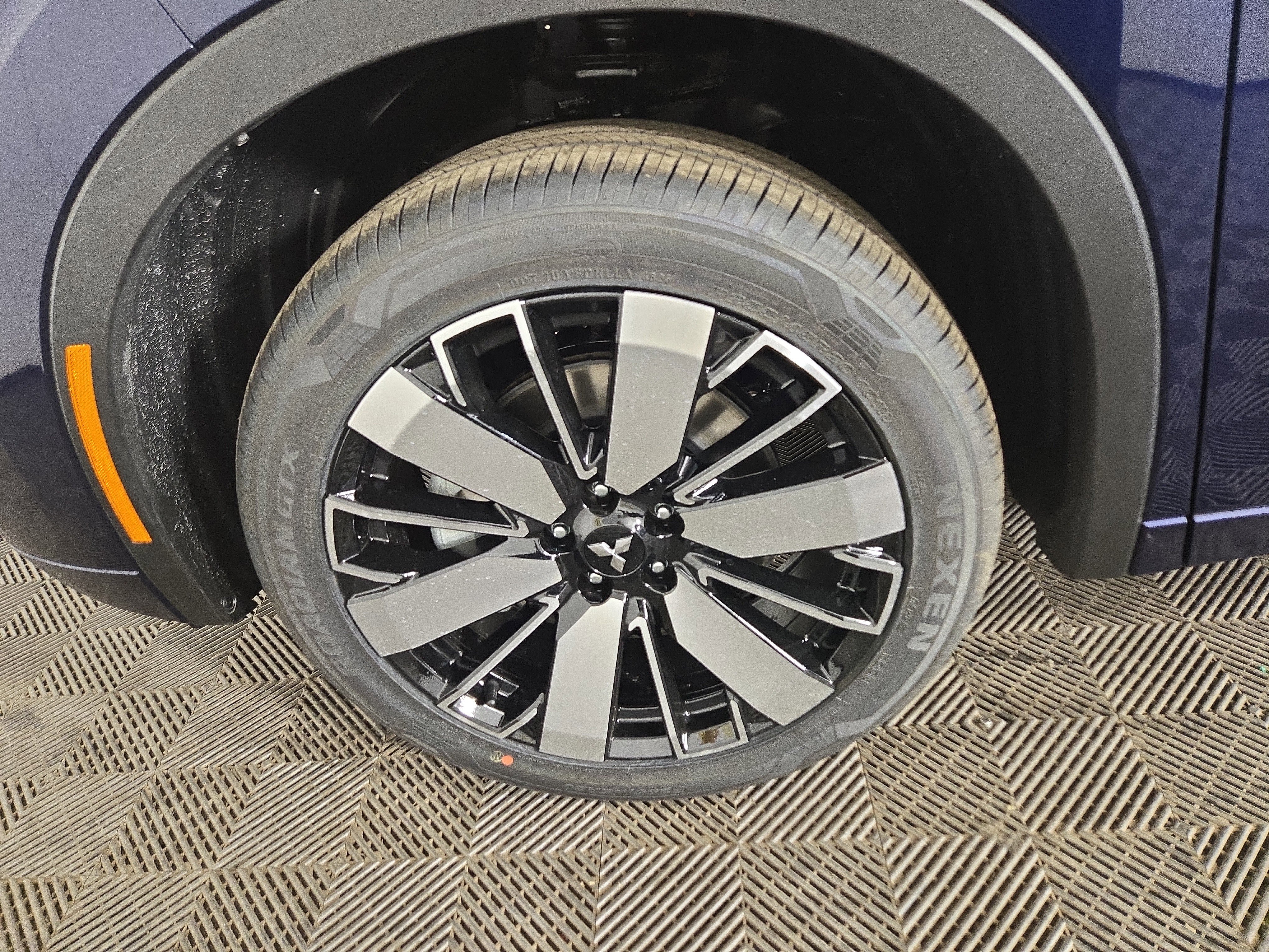 New 2026 Mitsubishi Outlander SEL image 35