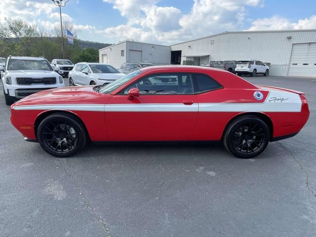 Used 2015 Dodge Challenger SXT w/ Super Sport Group (SS/T) image 2