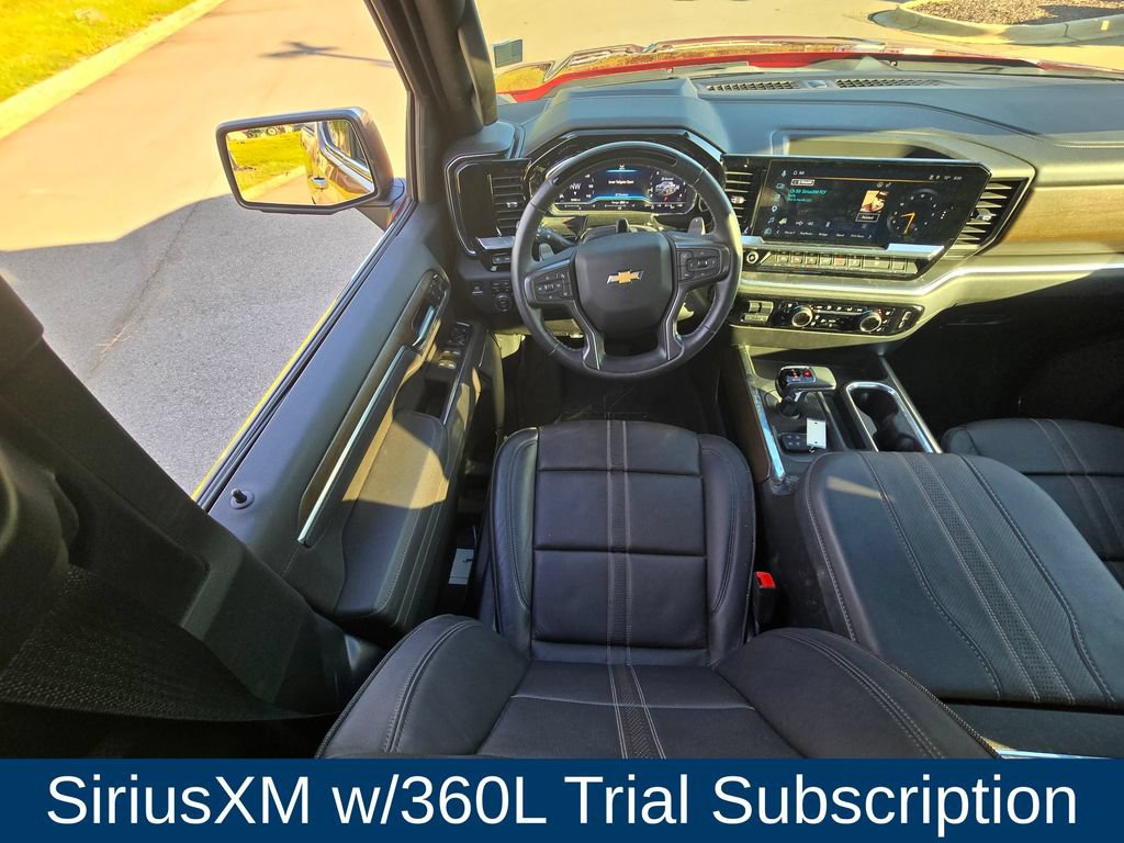Used 2025 Chevrolet Silverado 1500 High Country AWD/4WD image 13