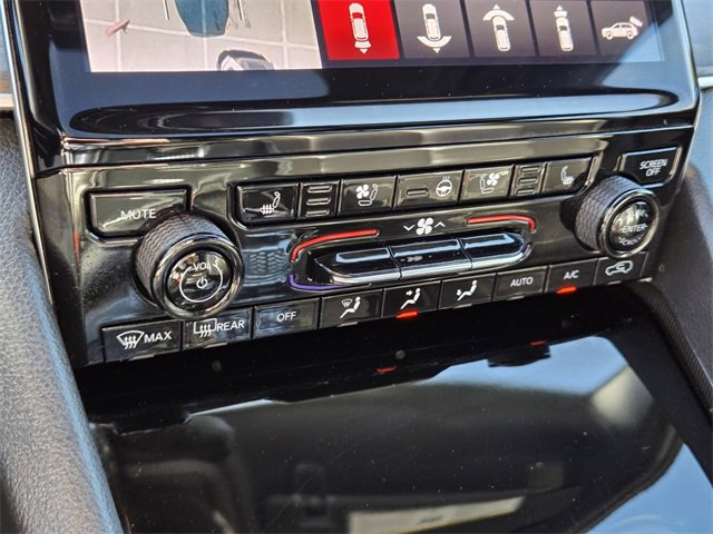 Used 2024 Jeep Grand Cherokee L Limited w/ Luxury Tech Group II image 35