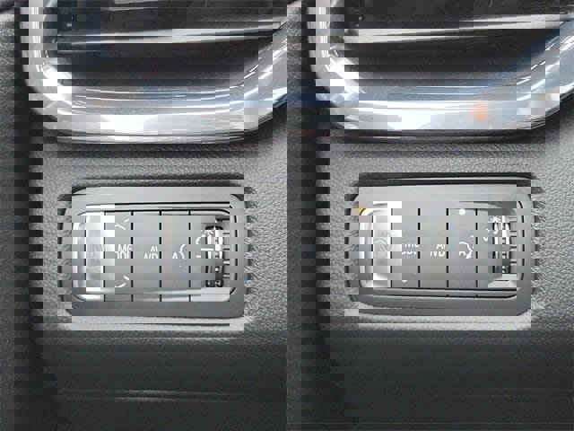 Certified 2025 GMC Acadia Denali w/ LPO, Floor Liner Package image 17